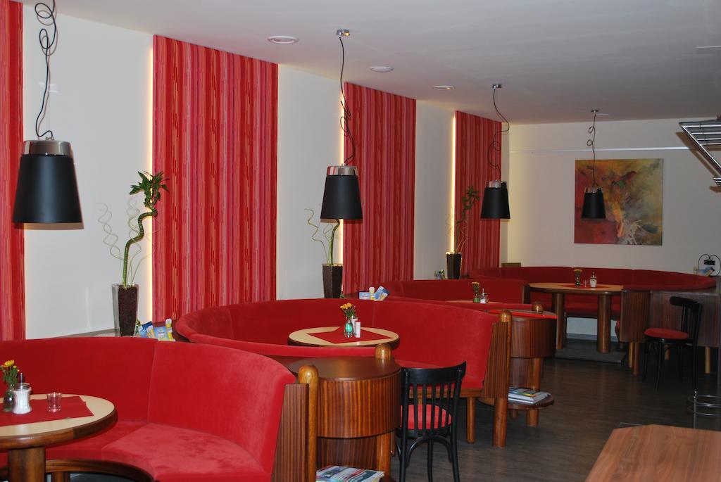 Hotel Restaurant Lauriacum Enns Dış mekan fotoğraf